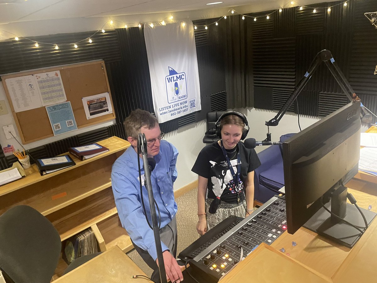 jimpanza1's tweet photo. A few weeks ago I visited Landmark College where I graduated in 2009. I was one of the founders of the college radio station. WLMC Landmark College Radio. Here are some pictures: check out https://t.co/lRdNqgP2a9 to listen to WLMC Landmark College radio. https://t.co/LIhJoPX0lN