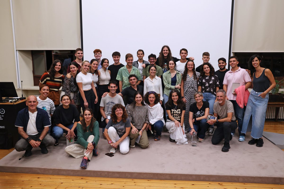 🌍 Hace unos días celebramos 𝙋𝙤𝙣𝙩𝙚 𝙘𝙤𝙣 𝙚𝙡 𝘾𝙖𝙢𝙗𝙞𝙤 𝘾𝙡𝙞𝙢á𝙩𝙞𝙘𝙤 junto al <a href="/mncn_csic/">Museo Nacional de Ciencias Naturales</a>, un encuentro donde los jóvenes participantes compartieron ideas para hacer frente a la crisis climática.
¡Te contamos cómo fue! ✍👉 bit.ly/4eqGsip