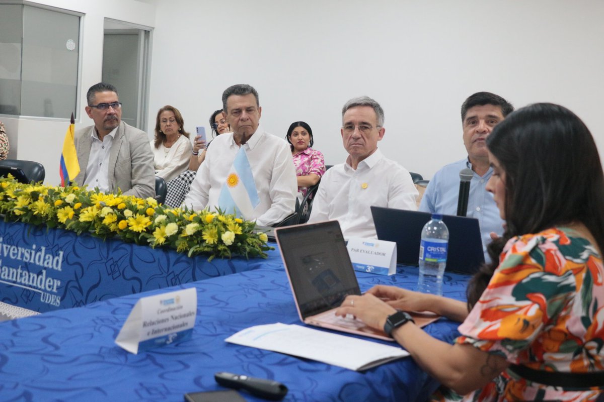UDES_Valledupar's tweet photo. #UDESValledupar l En un momento histórico para la Universidad de Santander, avanza la visita en el campus #Valledupar para obtener la acreditación internacional multicampus por parte de la agencia internacional EQUAA 🌏📚✍️ #SomosUDES #laUniversidadInternacional https://t.co/bJcriJi3I0