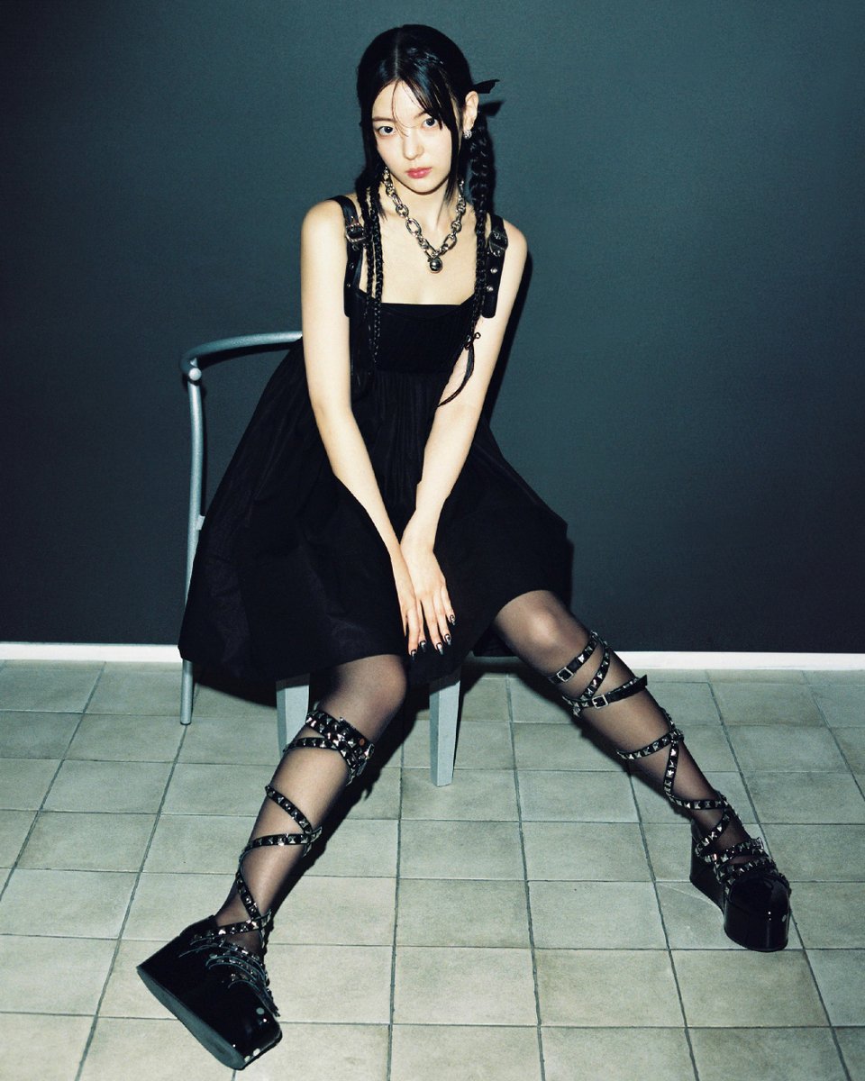 ITZY <GOLD> ALBUM CONCEPT PHOTO #3
WE ARE STILL THE SAME #LIA #리아

💿 ALBUM RELEASE 
2024.10.15 TUE 6PM (KST) | 5AM (EDT)

#ITZY #MIDZY <a href="/ITZYofficial/">ITZY</a>
#ITZYComeback 
#ITZY_GOLD