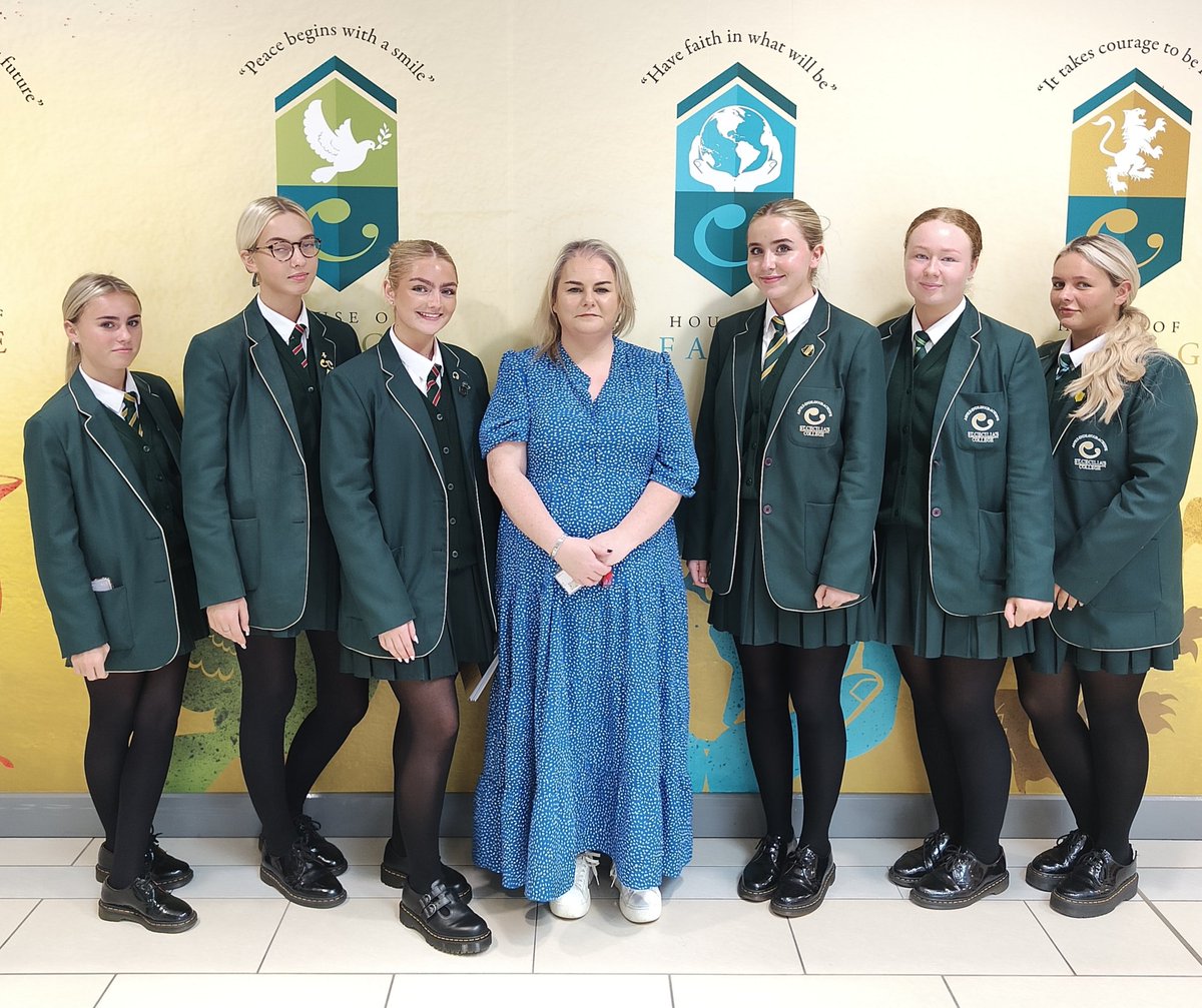 Delighted to welcome Christina <a href="/ATUDonegal/">planforjobs</a> this afternoon to share the fantastic opportunities available in all the Atlantic Technological University Campuses. Pictured in the photo Yr 14 Pupils Zara, Rachel, Mia, Mrs Cuffe(ATU) Sapphire, Ellie and Cliodhna.