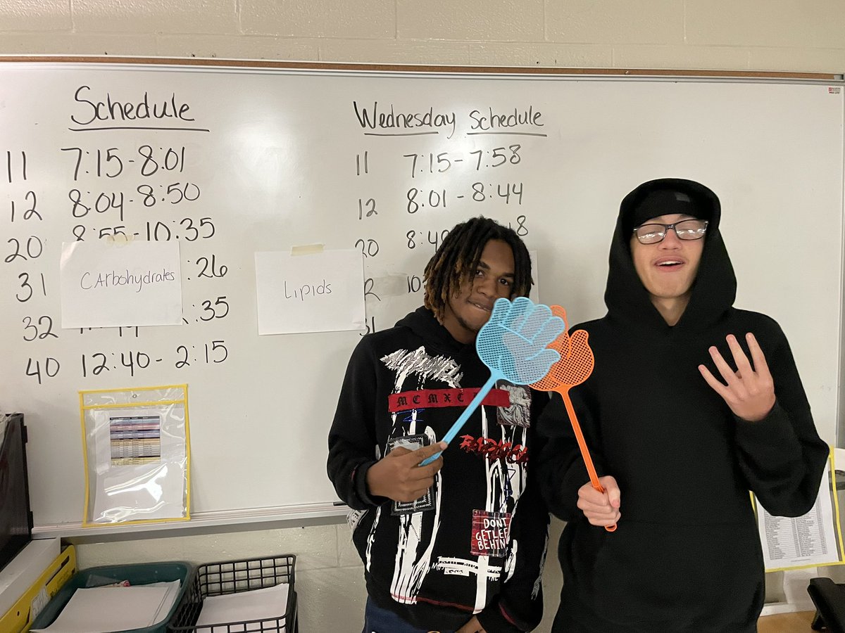 emilyfranESL's tweet photo. FUN Macromolecules review 🧬

I LOVE co-teaching with Ms. Cocherell 🤩
Check out the videos of this amazing & fun game to review macromolecules— we built community & learned too 😀

LOVED seeing our newcomers participating & answer GRADE LEVEL CONTENT 🙌🏽🔥

The tree-map we made as a class helped too  
#TeachingNewcomers #TeachingENL #InclusionClass