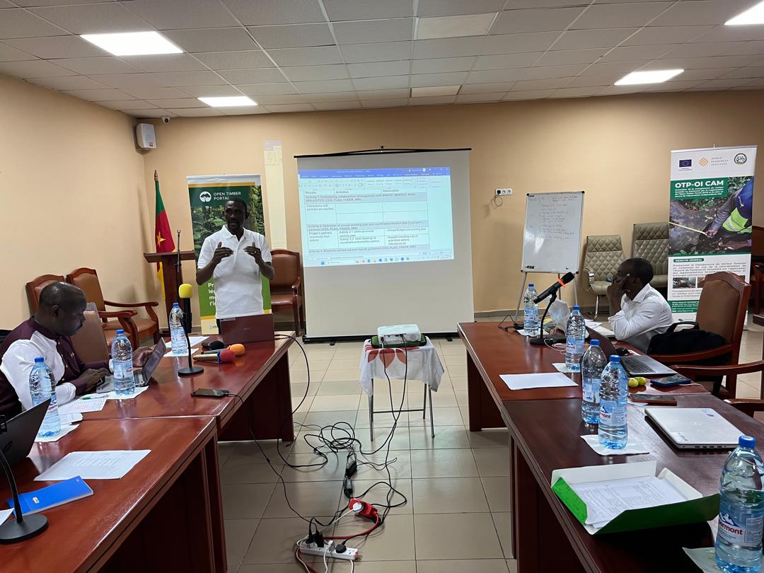 OTP OI Cam : Atelier de priorisation des missions d'observation indépendante  pour une meilleure mise en œuvre des activités de la 4e année du projet par le consortium <a href="/WRIafrica/">WRI Africa</a> <a href="/Forest4dev/">FODER</a> <a href="/Ced/">Ced Ledesma</a> et <a href="/flagcameroon/">FLAG Cameroon</a> pour promouvoir la transparence du secteur forestier au Cameroun.