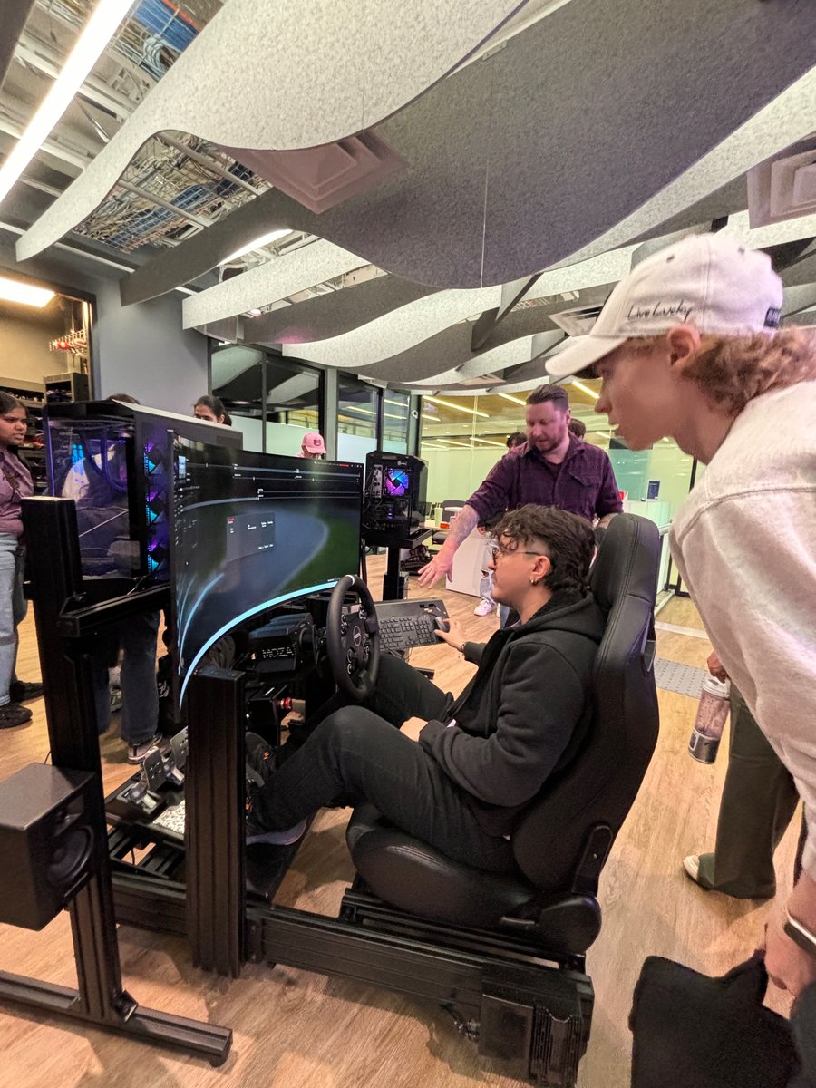 The wait is over, BVC students! 🎮✨
Our new 70-seat esports arena is now open—the first in Calgary! Featuring 40 gaming stations, racing simulators, a broadcast suite, and more. Come check it out! 🚀🔥

#esports #yyc #bowvalleycollege #gameinnovation #calgaryesports