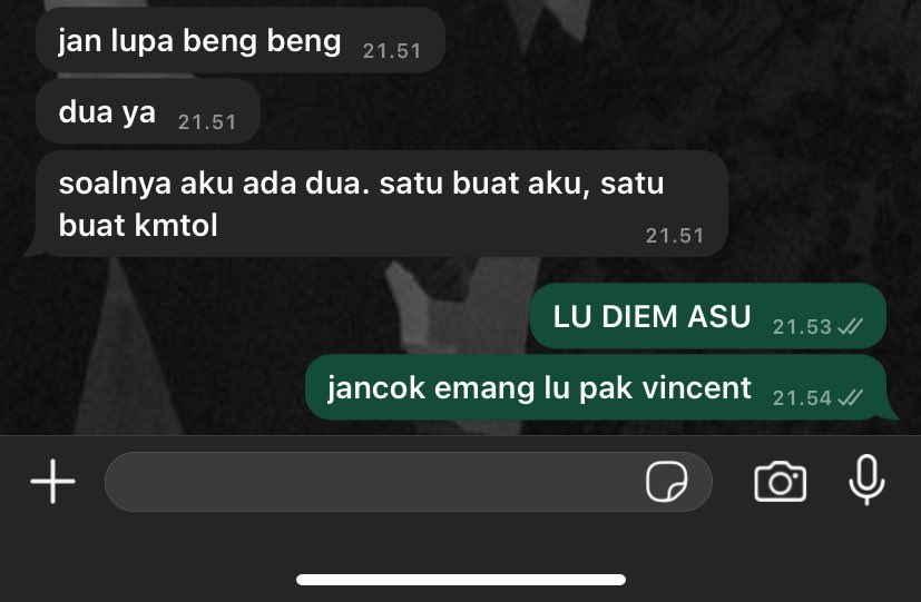 wassuprani's tweet photo. kelakuan temen gua ajr😭 https://t.co/Gf4g0ZRxmc