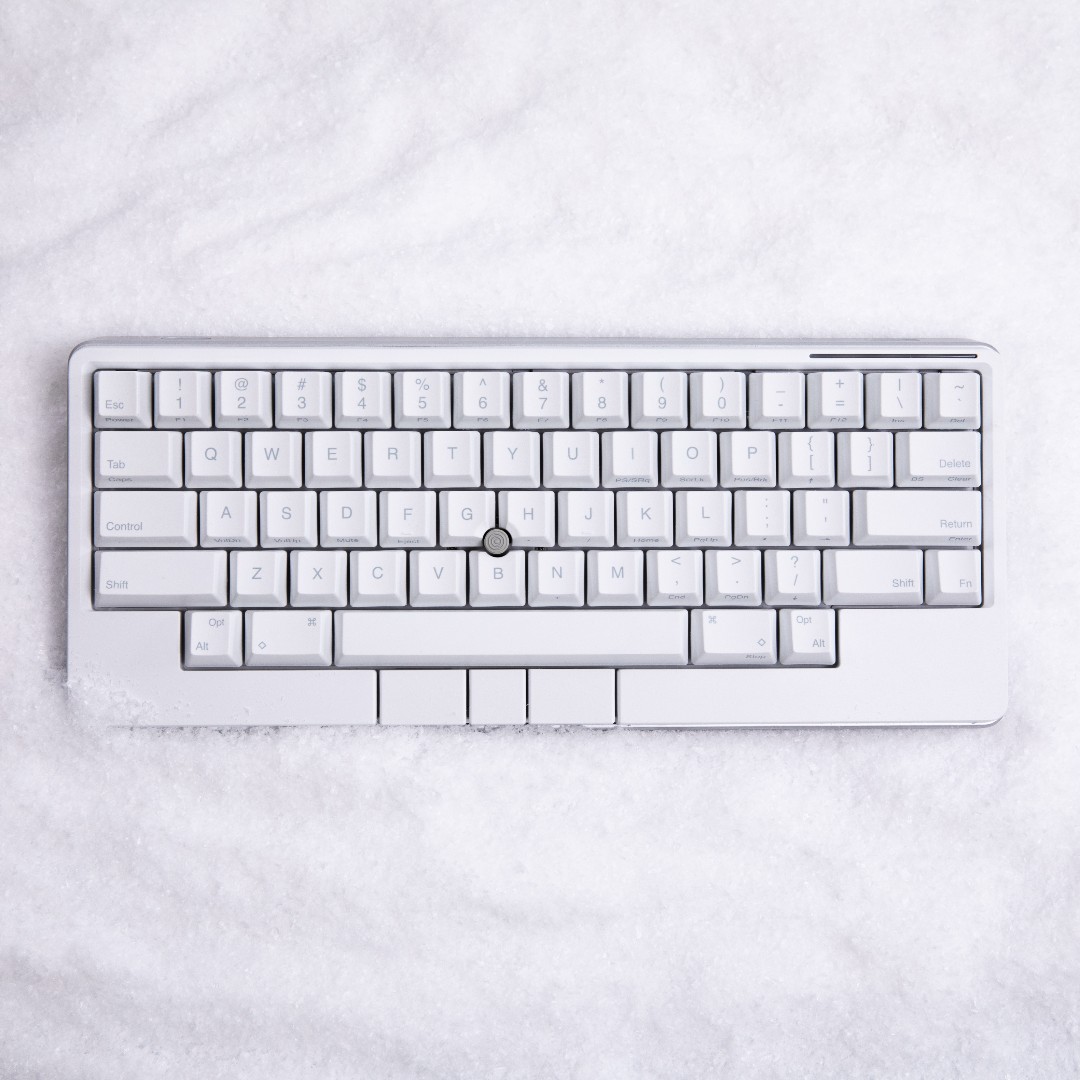 HHKB_US's tweet image. HHKB Studio Snow Out Now.

hhkeyboard.us/hhkb-studio/sn…

#HHKB #HHKBStudio #StudioSnow #MechanicalKeyboards #CreatorTools