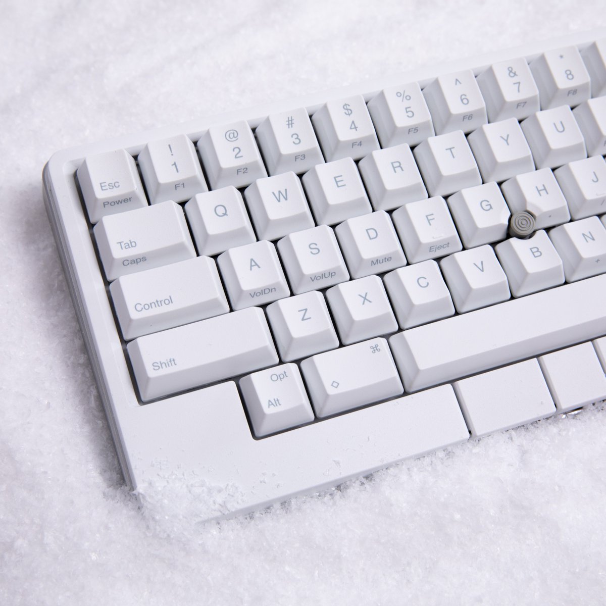HHKB_US's tweet image. HHKB Studio Snow Out Now.

hhkeyboard.us/hhkb-studio/sn…

#HHKB #HHKBStudio #StudioSnow #MechanicalKeyboards #CreatorTools
