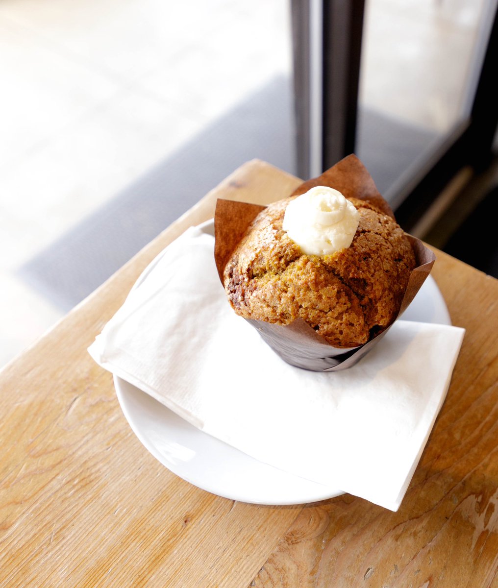 RothrockCoffee's tweet photo. Pumpkin Muffin + Pumpkin Latte is the best combo.

#statecollege #localcafe #localroaster #seedtocup #rothrockcoffee #butfirstcoffee #pumpkin #pumpkinmuffin #madeinhouse https://t.co/m8p5Vfitr2