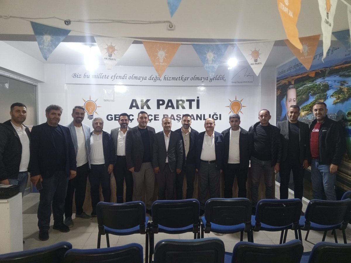 Mahmut Ayas (@mahmutayas12) on Twitter photo Ak Parti Genç İlçe Başkanlığına seçilen değerli dostum Sait KOLAK 'a hayırlı olsun ziyaretinde bulundum. Dostuma bundan sonraki çalışmalarında da kolaylıklar ve başarılar diliyorum.
<a href="/saitkolak/">Sait Kolak</a> Ak Parti Genç İlçe Başkanlığına seçilen değerli dostum Sait KOLAK 'a hayırlı olsun ziyaretinde bulundum. Dostuma bundan sonraki çalışmalarında da kolaylıklar ve başarılar diliyorum.
<a href="/saitkolak/">Sait Kolak</a>