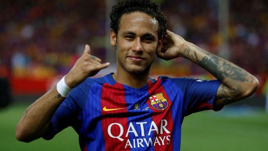 FRBarca_'s tweet photo. Neymar pourrait revenir au Barça en 2025. 🚨🇧🇷

Le joueur est en fin de contrat et pourrait revenir pour être en forme pour la Coupe du monde 2026. Laporta aimerait signer un grand joueur pour le nouveau Spotify Camp Nou.

(SPORT) https://t.co/OoznCrt85i