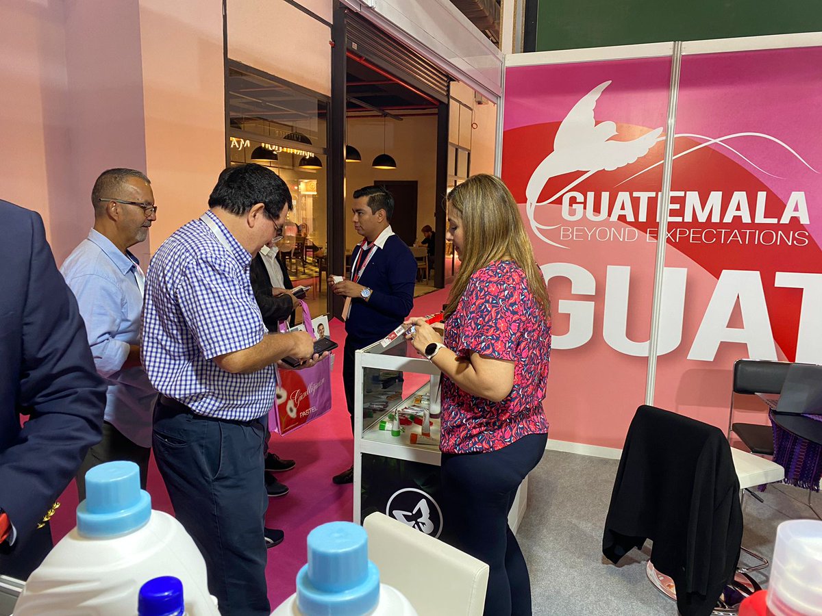 NotiAgexport's tweet photo. 🎉 Por primera vez Guatemala en la feria Beauty Estambul 🥳
Gracias a la @EmbaGTTurkiye y de @_beautyistanbul del 02 al 04 de octubre están participando 6 empresas representando a 🇬🇹 con la oferta exportable de productos de belleza y cosméticos #ExportacionesGT https://t.co/iIWCEAd7I0