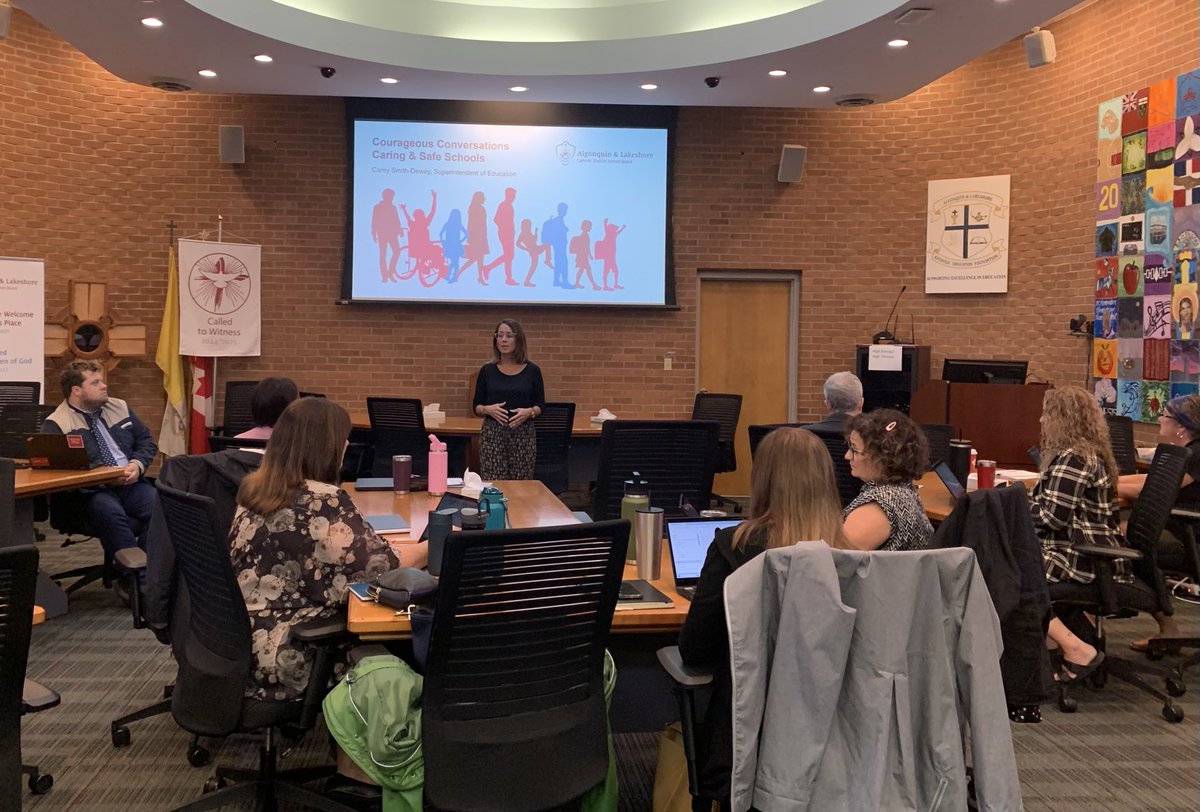 JackieGauthier_'s tweet image. Great session for new leaders focused on using our contemplative mindfulness within organizational structures to support students, families, &amp;amp; staff! Thanks ⁦@CareyDewey1, our Human Resources team &amp;amp; mentors for leading the discussions! ⁦@michaelfaught⁩ #ALCDSBLeadership