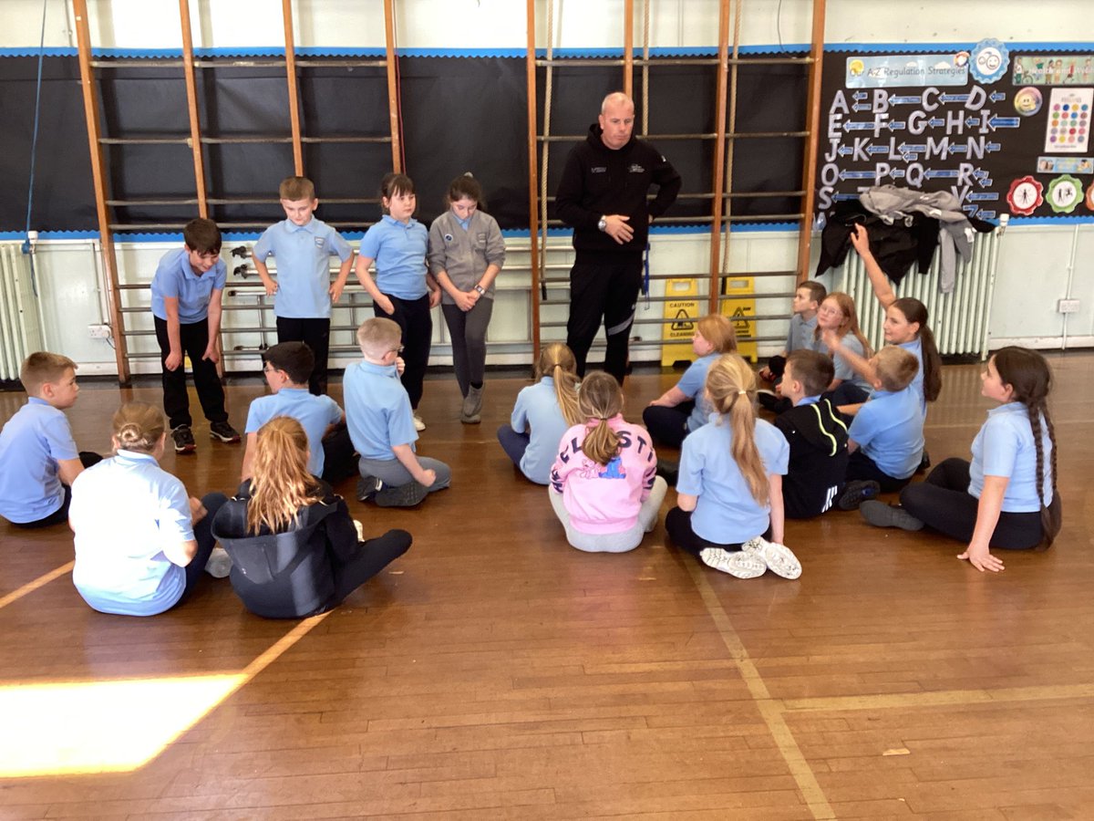 P6 loved beginning their Junior Sports Leaders training today with <a href="/NLASC_Rory/">NLASC_Rory Coyle</a>.  We had lots of fun creating and teaching others to play our warm up games! <a href="/Logans_Primary/">Logans PS and NC</a> <a href="/ms_strachanloga/">Mrs Mackinnon</a>