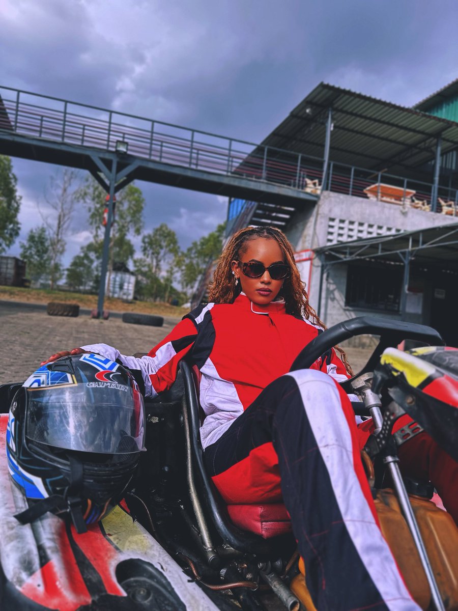 iamgraceneema's tweet image. Racing through life with style and speed #onthefasttrack #gokartingadventures #racergirl #speedandstyle #motorsportlifestyle #adventureseeker #racingvibes #graceneema #styleandspeed #iamgraceneema 
Go-karting, Racing, Motorsport, Adrenaline, Girl racer, Stylish, Adventure