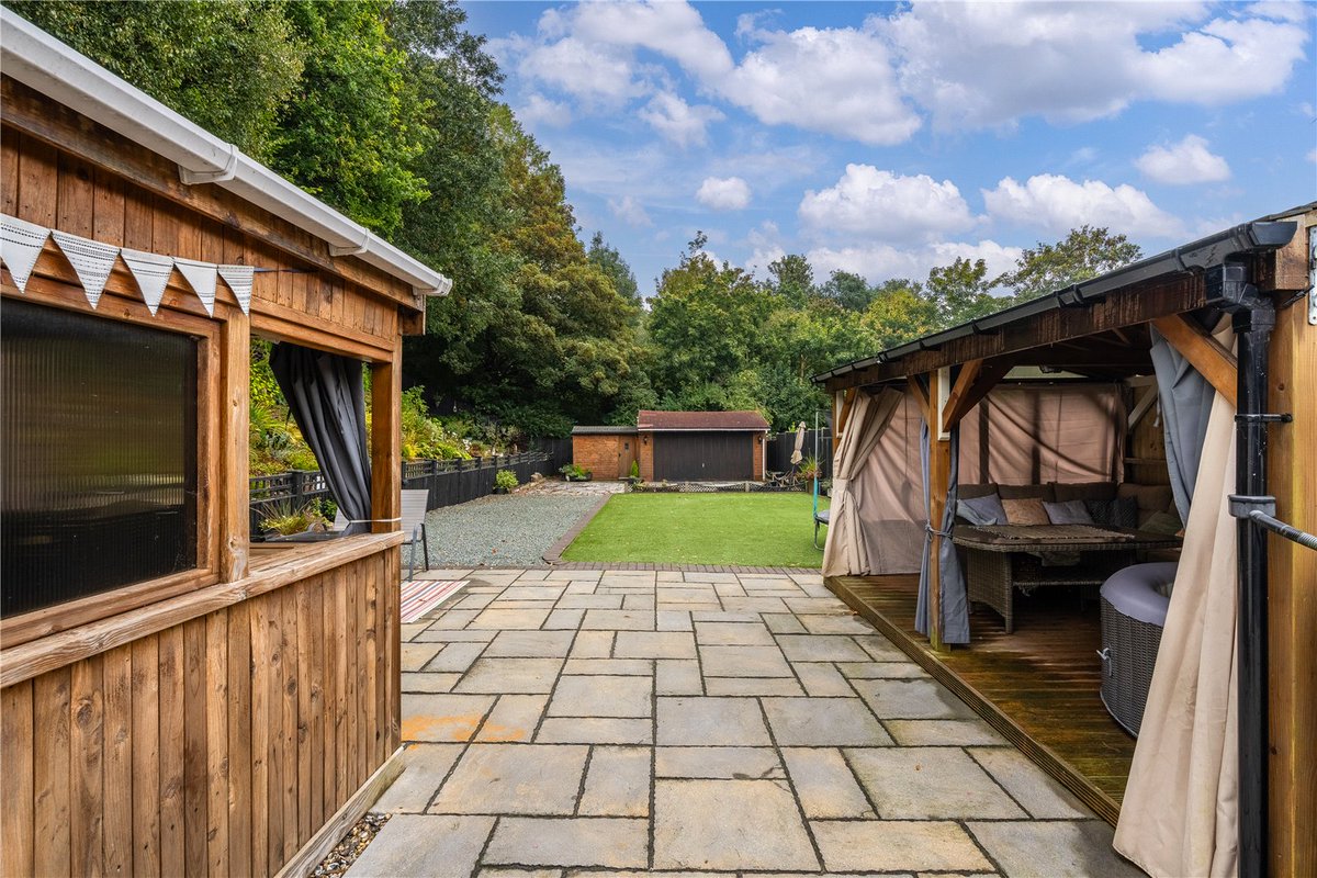 DB Roberts tweet media