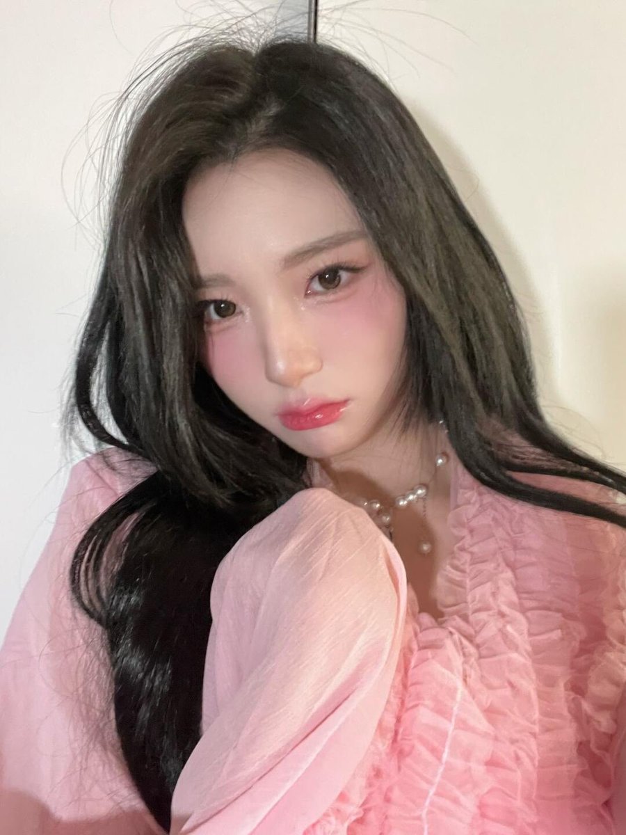 fallensdark's tweet image. the first thing that i saw when i opened my account.. my lovely baby..