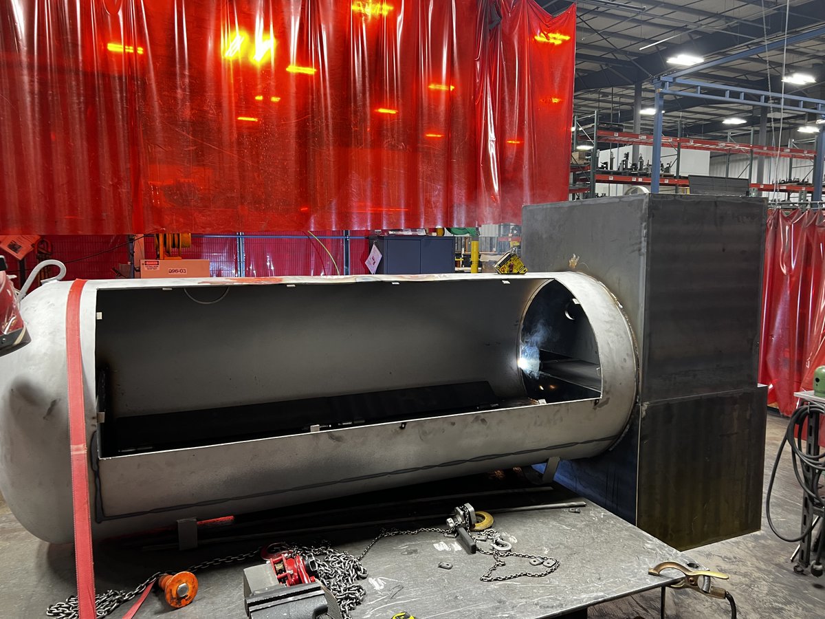 ManitowocTool's tweet photo. Lots of good barbeque in our future at @ManitowocTool! It has been a goal of ours to create the ultimate smoking &amp; grilling rig for our team to gather around in camaraderie and good food. What started as a concept and an old tank quickly turned into another MTM success! https://t.co/gHf1XBROAi