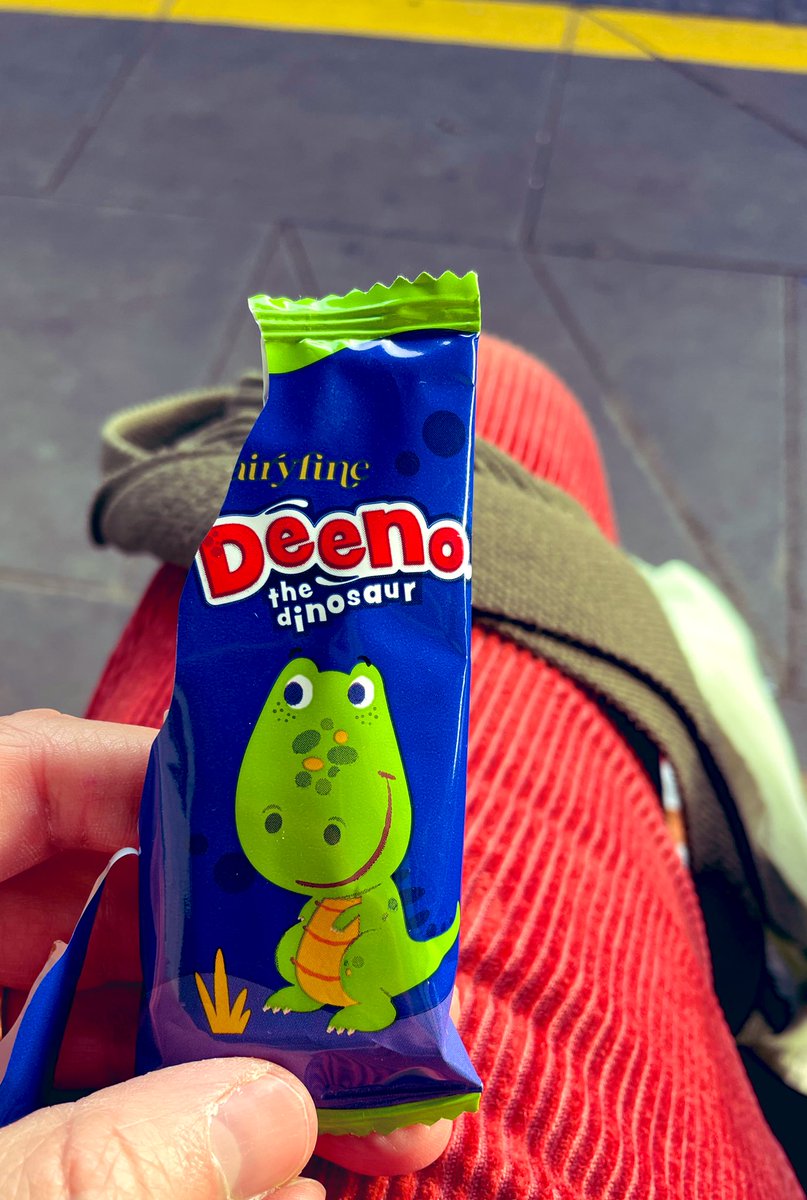 Deeno-Cheers to the <a href="/USW_Addictions/">USW Addictions Research Group</a> gang and our pals in health <a href="/CwmTafMorgannwg/">Cwm Taf Morgannwg University Health Board</a> <a href="/SWBH_RandD/">R&D SWBH NHS TRUST</a> <a href="/ABUHB_Research/">ABUHB R&D Department</a> , social, gov <a href="/WelshGovernment/">Welsh Government</a> , charity <a href="/BrynawelRehab1/">@BrynawelRehab</a> <a href="/ACCymru/">Alcohol Change UK Cymru</a> teams and beyond who helped with our ARBD consensus day!Now for some data crunching 🤓🧑🏽‍💻📈 <a href="/USWResearch/">USWResearch</a>