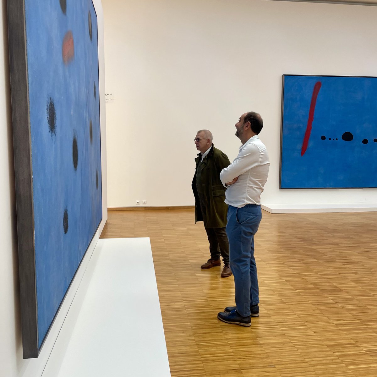 MC2: Grenoble (@mc2grenoble) on Twitter photo Entre 2 répétitions pour sa dernière création "Le Funambule" de Jean Genet à découvrir absolument du 8 au 17 octobre à la MC2, Philippe Torreton visite le <a href="/museedegrenoble/">Musée de Grenoble</a> à l'occasion d'une interview menée par @BerthetClement du <a href="/LeDL_Grenoble/">Le Dauphiné Libéré Grenoble Sud Isère</a>. Entre 2 répétitions pour sa dernière création "Le Funambule" de Jean Genet à découvrir absolument du 8 au 17 octobre à la MC2, Philippe Torreton visite le <a href="/museedegrenoble/">Musée de Grenoble</a> à l'occasion d'une interview menée par @BerthetClement du <a href="/LeDL_Grenoble/">Le Dauphiné Libéré Grenoble Sud Isère</a>.
