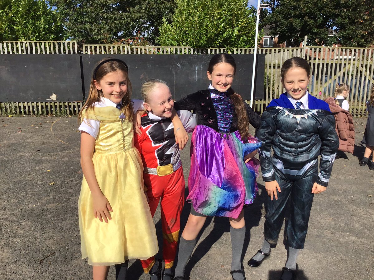 MuchWooltonOpal's tweet photo. A lovely sunny lunch, enjoying being active and having fun! @muchwooltonsch https://t.co/7FgZjuZFhq