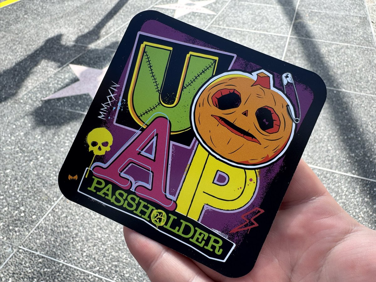 Inside Universal tweet media