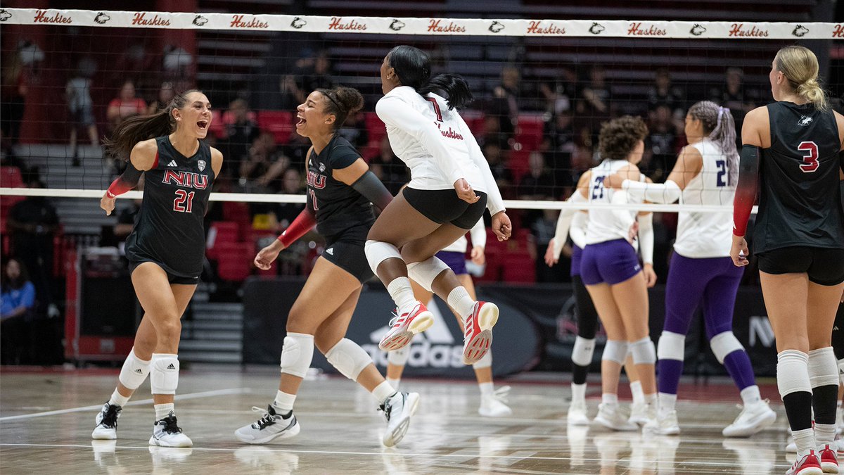 Make plans to joins us in Victor E. Court as we begin a four game homestand this Thursday and Friday against Akron 🏐

📰tinyurl.com/5xv6r2w3

#OnAMission