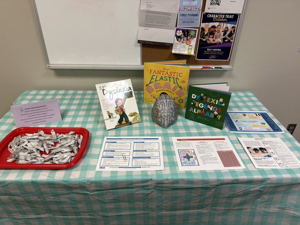 Happy Dyslexia Awareness Month! 🩶 #explorewells <a href="/CFISDWells/">Wells Elementary</a> <a href="/mrsmacallacfisd/">Alayna Macalla</a>