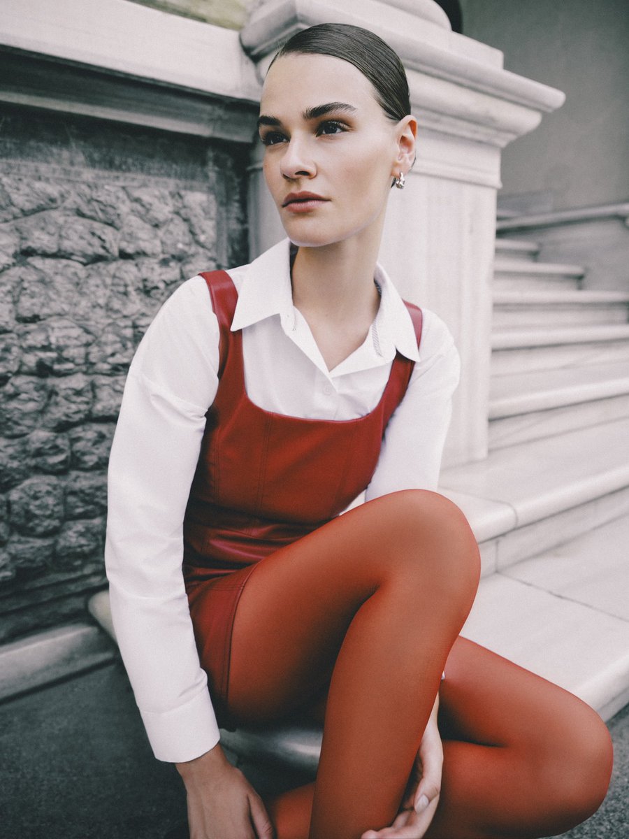 Şehrin sokaklarında, yeni koleksiyon enerjisi seninle! ❤️