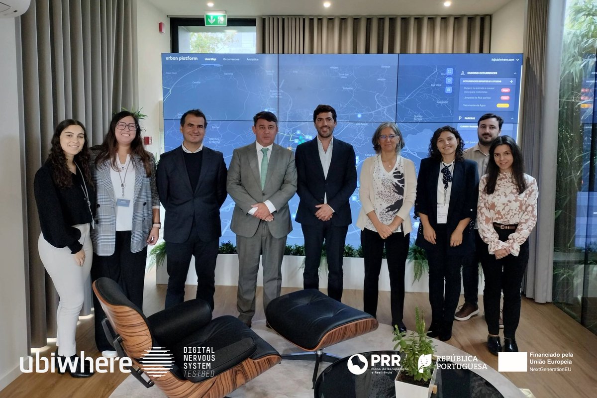 ubiwhere's tweet image. 📆 Yesterday, @ubiwhere received the visit of the President of the PRR National Monitoring Committee to present the potential of the #DigitalNervousSystemTestbed! 💻
Thank you so much for your visit.
Let&apos;s walk together to accelerate digitalisation! 💪
@Recuperar_PT