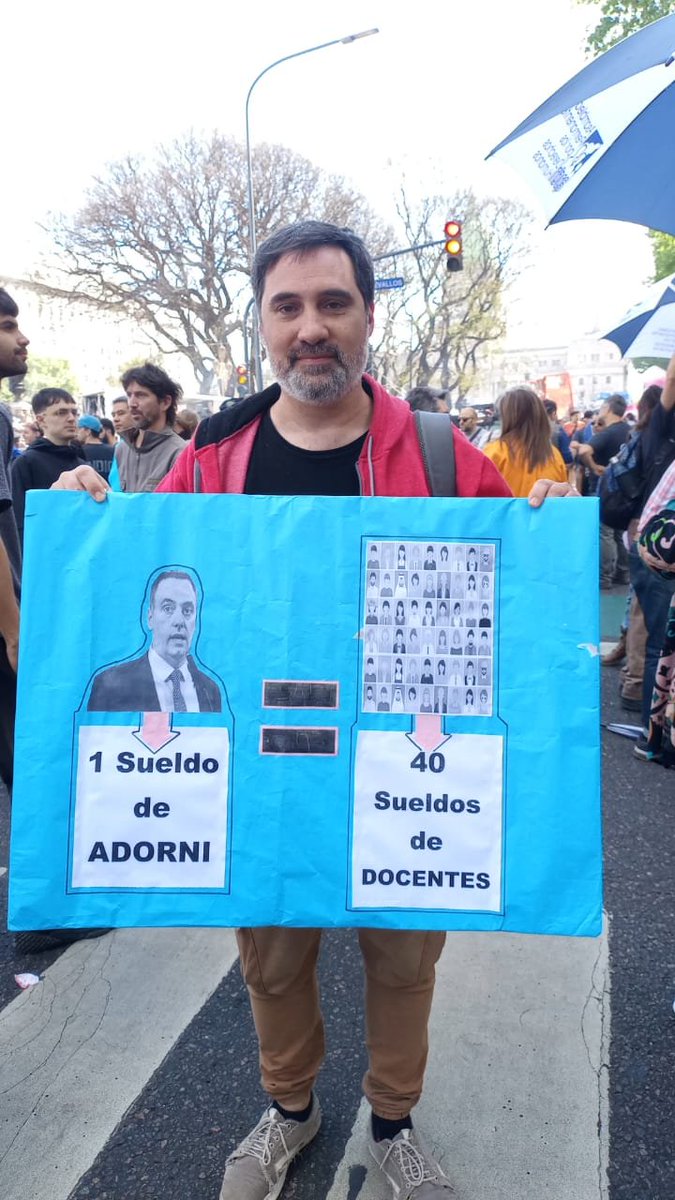 "Todo el sistema educativo está en riesgo con este Gobierno" el relato de Ignacio, profesor de Historia en la Universidad Nacional Guillermo Brown

Él es uno de los docentes perjudicados por la crisis salarial que promueve el Gobierno 

✍️Por <a href="/Rodranu/">Rodrigo Nuñez</a> 

Seguí el minuto a minuto