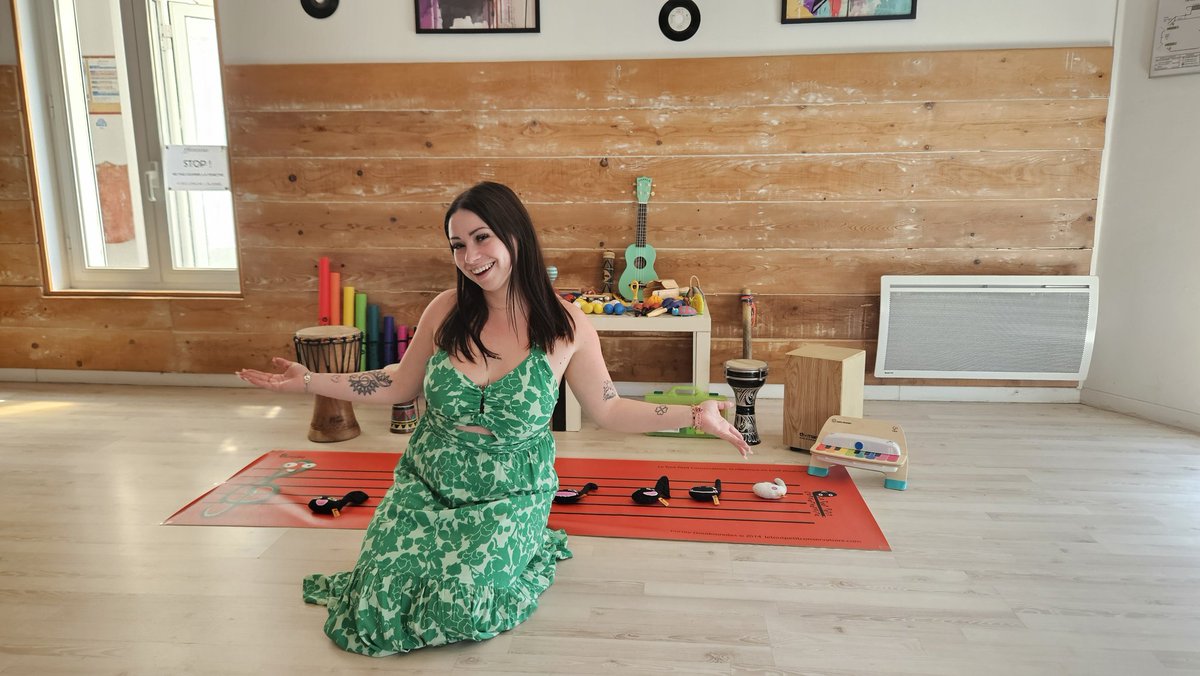 EcoleFortissimo's tweet photo. ✨️ Bienvenue à Aurore, notre nouvelle professeure d'éveil musical à l'école de musique et de théâtre Fortissimo à Cagnes-sur-Mer ! 🎶
📧 Renseignements : contact@ffortissimo.fr ou 0950 952 680 
#cagnes #cagnessurmer #eveilmusical #villeneuveloubet #enfants #musique https://t.co/4bO9ELLyTq