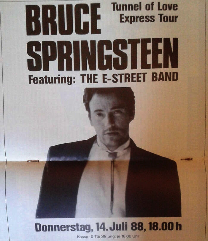 BruceGuitar2's tweet photo. The next Springsteen guitar lesson coming up on the channel is going to be a live cover of Elvis Presley’s ‘Follow That Dream’ from Basel, Switzerland 14/07/88. Hope you enjoy the video! #springsteen #elvispresley #guitar #onlineguitar #guitarlesson #followthatdream https://t.co/OGR4AIZcJu