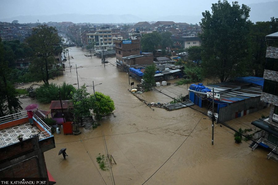 UK in Nepal 🇬🇧🇳🇵 (@ukinnepal) on Twitter photo 🇬🇧 stands steadfast with Nepal as we mourn the loss of life & devastating impacts of the recent flooding & landslides.
We're providing £400,000 through <a href="/StartFundNepal/">Start Fund Nepal</a> to meet immediate needs — food, health & protection for the most affected.
(Image taken from <a href="/kathmandupost/">The Kathmandu Post</a>) 🇬🇧 stands steadfast with Nepal as we mourn the loss of life & devastating impacts of the recent flooding & landslides.
We're providing £400,000 through <a href="/StartFundNepal/">Start Fund Nepal</a> to meet immediate needs — food, health & protection for the most affected.
(Image taken from <a href="/kathmandupost/">The Kathmandu Post</a>)