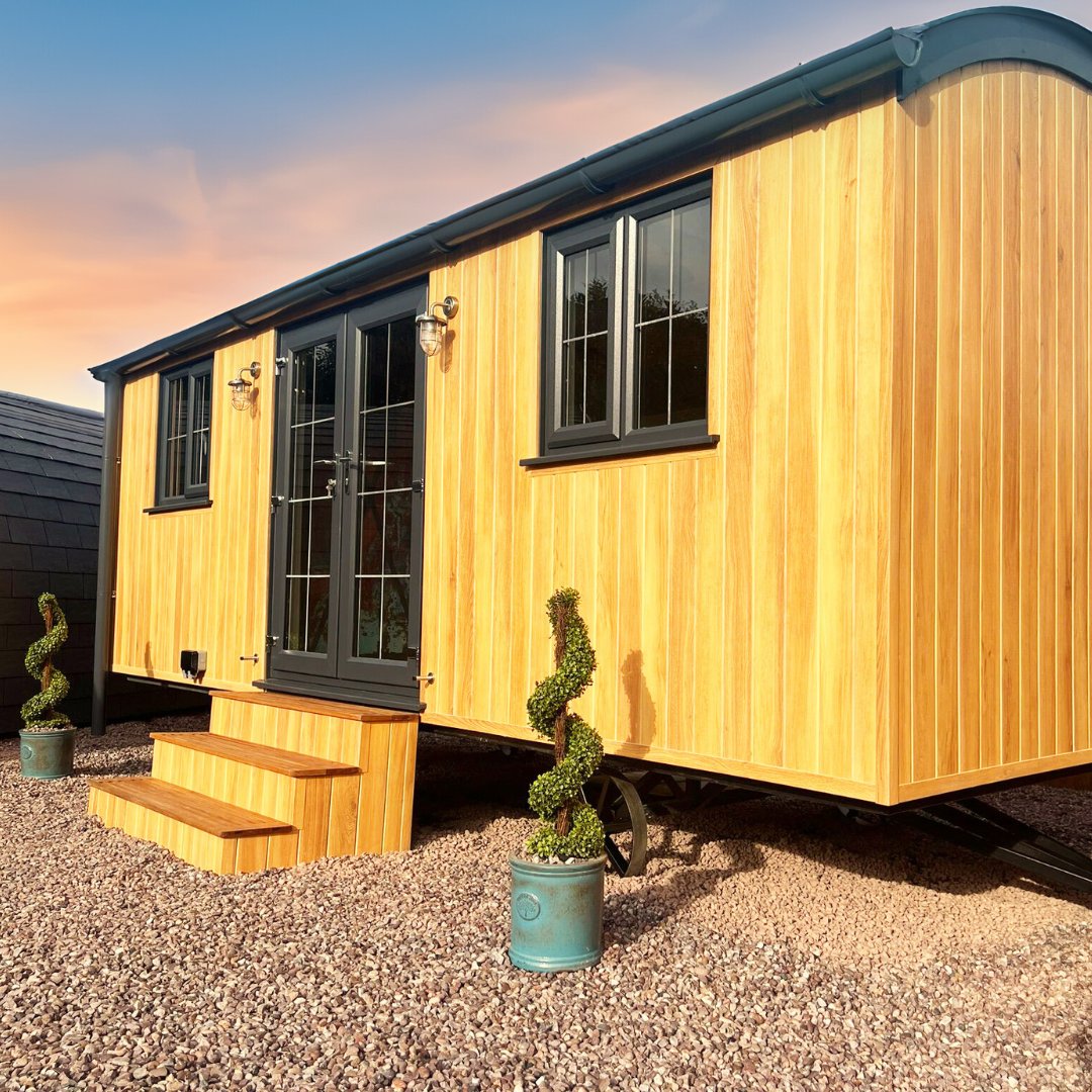 AnglezarkePodCo's tweet image. Unwind in luxury whilst treading lightly on the planet with our glamping solutions, which combine sustainable comfort, energy-efficient features, and minimal maintenance.🕯️🛀🏽🫧

anglezarkepodcompany.co.uk

#Glamping #SustainableLiving #GlampingPods #ShepherdHuts #LuxuryCamping