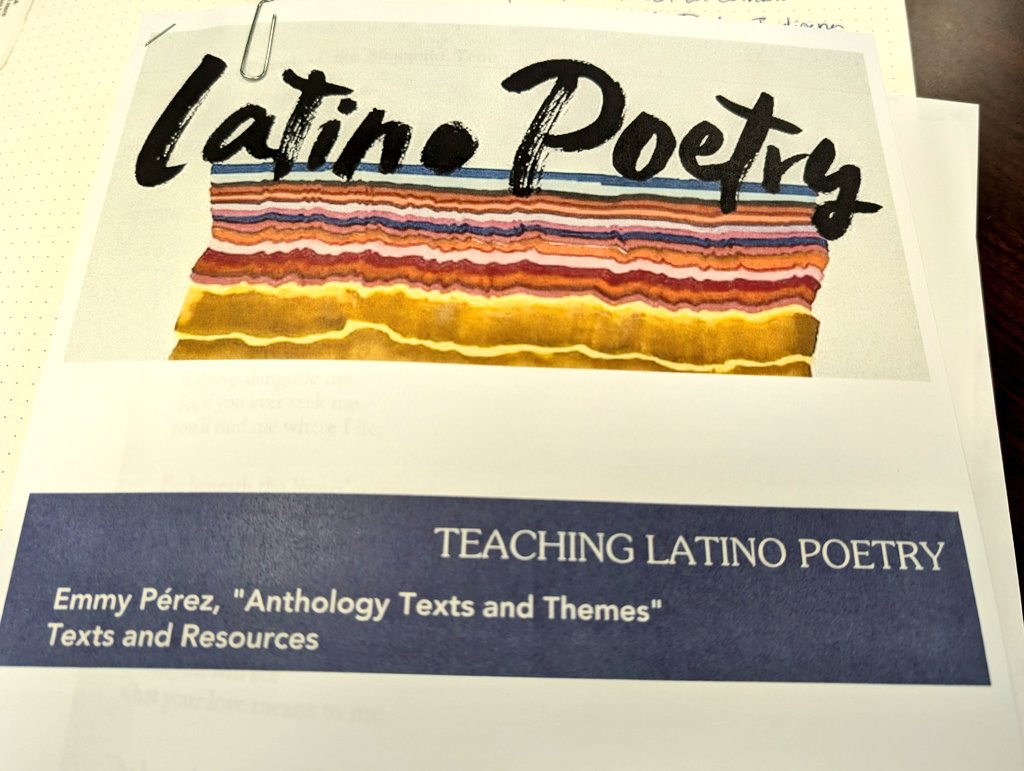 MissHLearns's tweet image. Today is finally the day! @esc1bilingual @emmyemmaperez
Teaching Latino Poetry ❤️❤️❤️ 
#LeerEsPoder #lecturasinfronteras