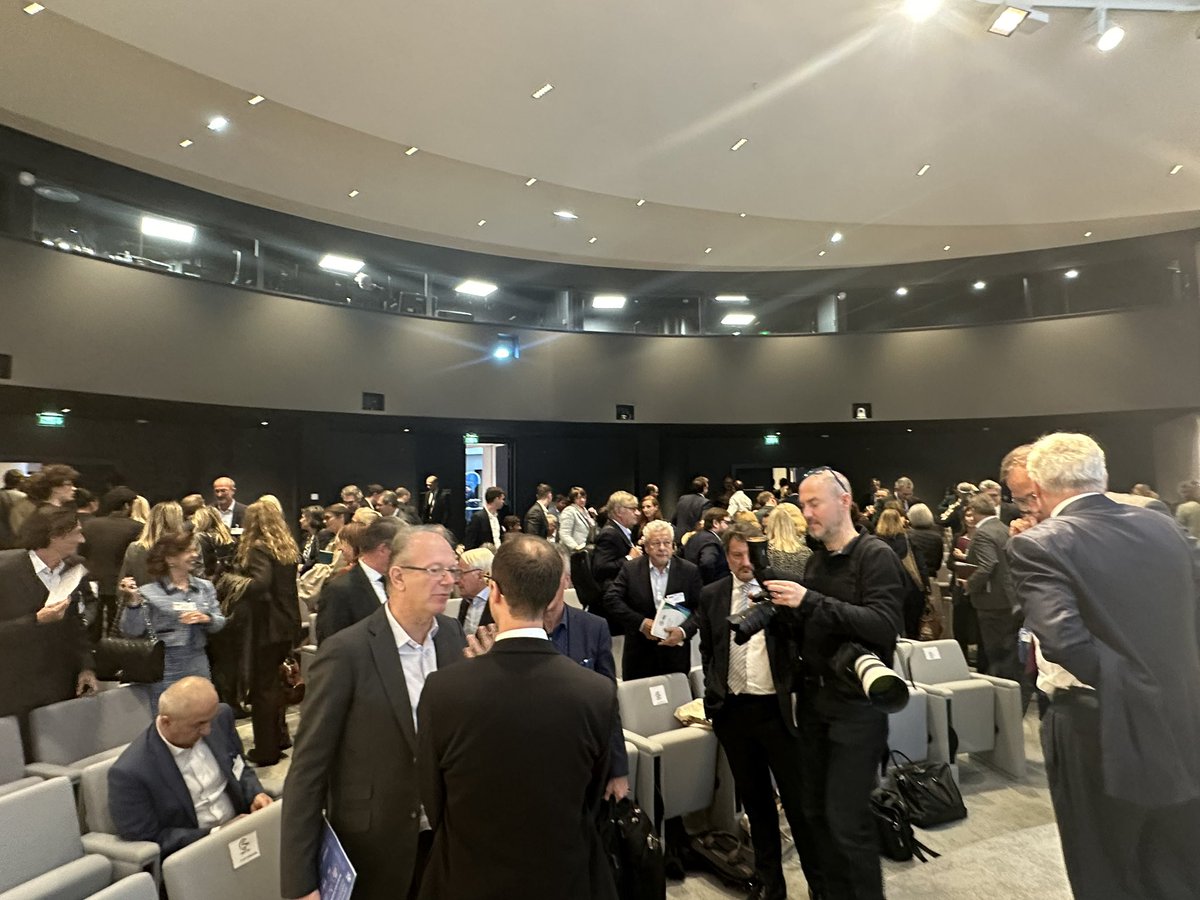 Retrouvez le COMMUNIQUÉ de presse diffusé à l’occasion de nos Rencontres le 1er octobre dernier « Le G5 Santé appelle à la mise en place d’un plan national pour l’efficience en santé et propose 15 recommandations »
▶️ g5-sante.fr/wp-content/upl…