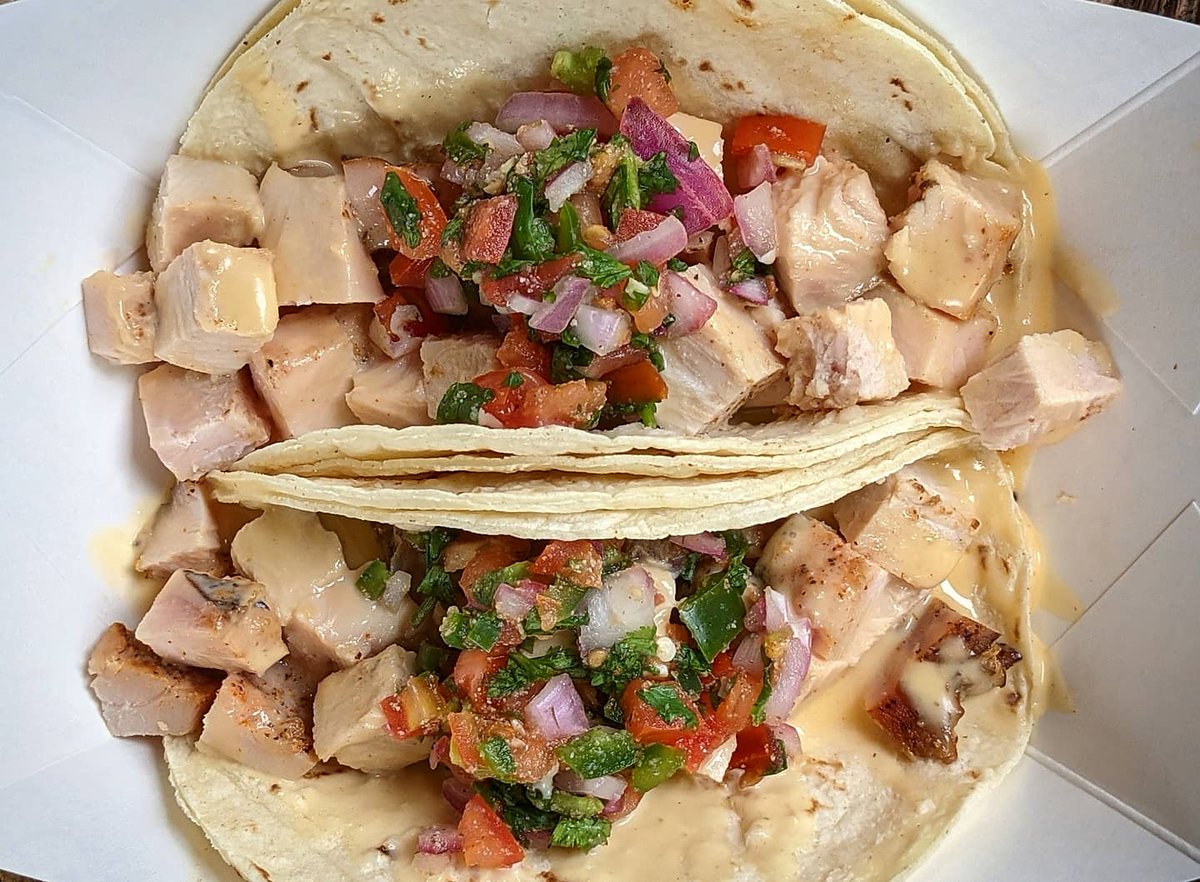 Do you love tacos! 

Don't dismiss the turkey tacos!! Covered in queso, fresh made pico, and daily fresh made tortillas from Tortilleria Zacatecas in Spring,  TX

Order In-store or online corkscrewbbq.com 

#corkscrewbbq