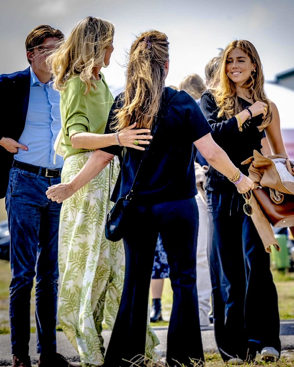 royalchildren_'s tweet photo. #QueenMaxima #PrincessAlexia #CountClausCasimir of Orange-Nassau and #PrincessAnnette attend the Formula 1 Dutch Grand Prix, at Circuit Park Zandvoort in Zandvoort, Netherlands ποΈ -August 25th 2024. https://t.co/5Ixug86k7K