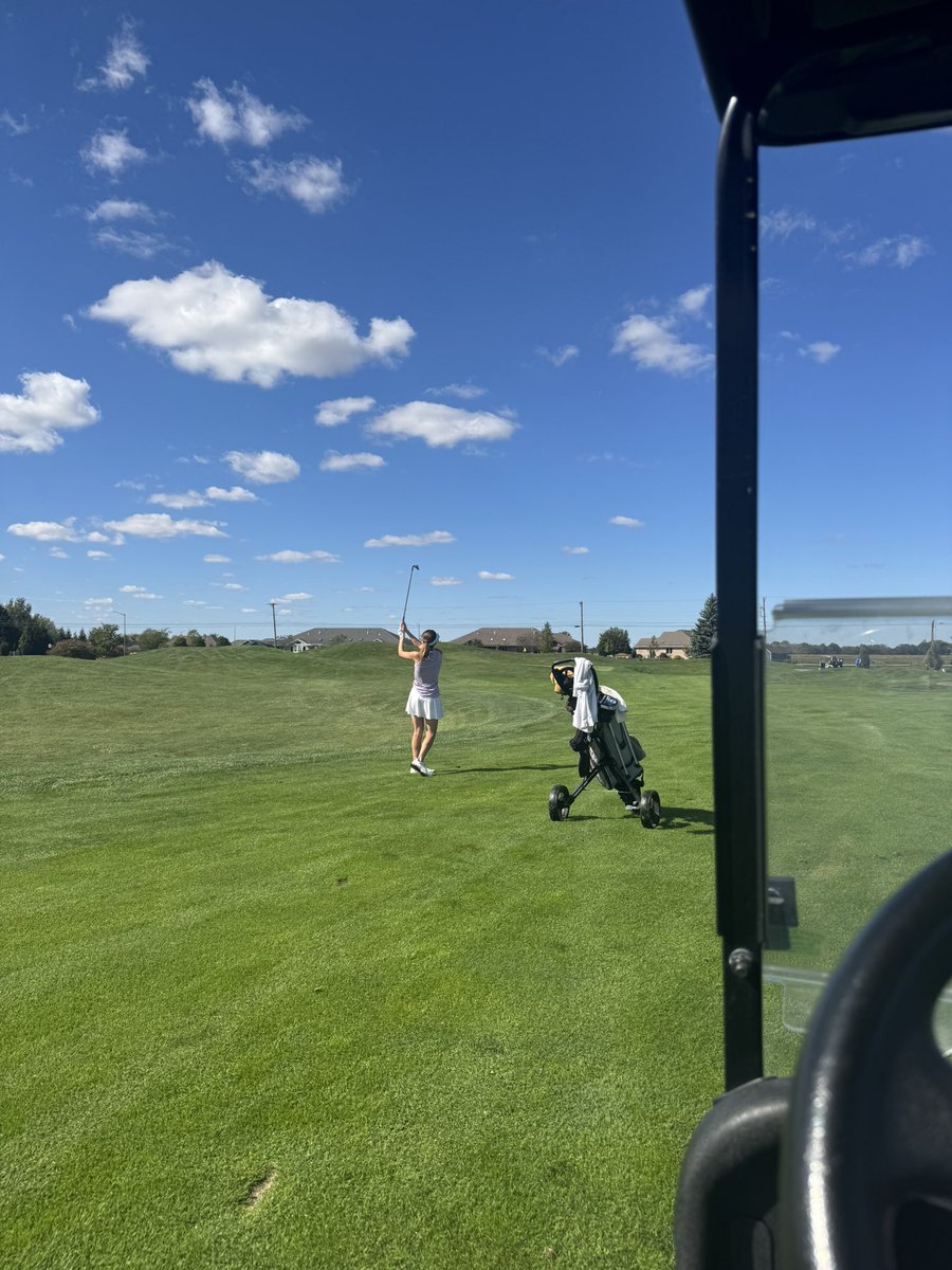 MaumeeGirlsGolf tweet media
