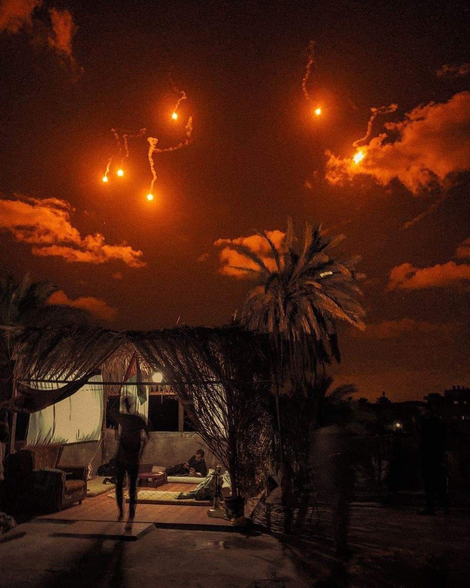 Alonelife_143's tweet image. #WorldWar3
#IranAttack
Show me any Arab Prime Minister saying Jai Hind, Jai Bharat 🇮🇳

Israel has always supported India and now it&apos;s our turn to support Israel 🇮🇱 

India Stands with Israel 🇮🇱 🇮🇳 

#IStandWithIsrael #Isreal #Iran #IsraelUnderAttack #WorldWar3 #IranAttack #Russi