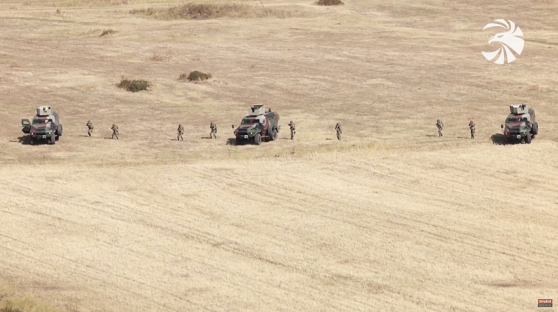 GY5fVmqWUAAj9Y4?format=jpg&name=large