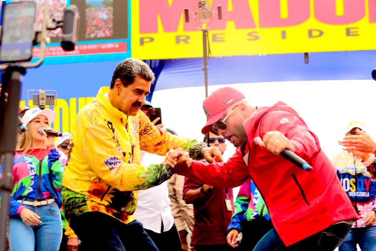 España no pudo contra Bolívar , Estados Unidos de Norte América no pudo contra Chávez , ahora España y Estados Unidos de Norte América juntos NO han podido NI podrán contra Nicolás Maduro Moros <a href="/NicolasMaduro/">Nicolás Maduro</a> 🇻🇪