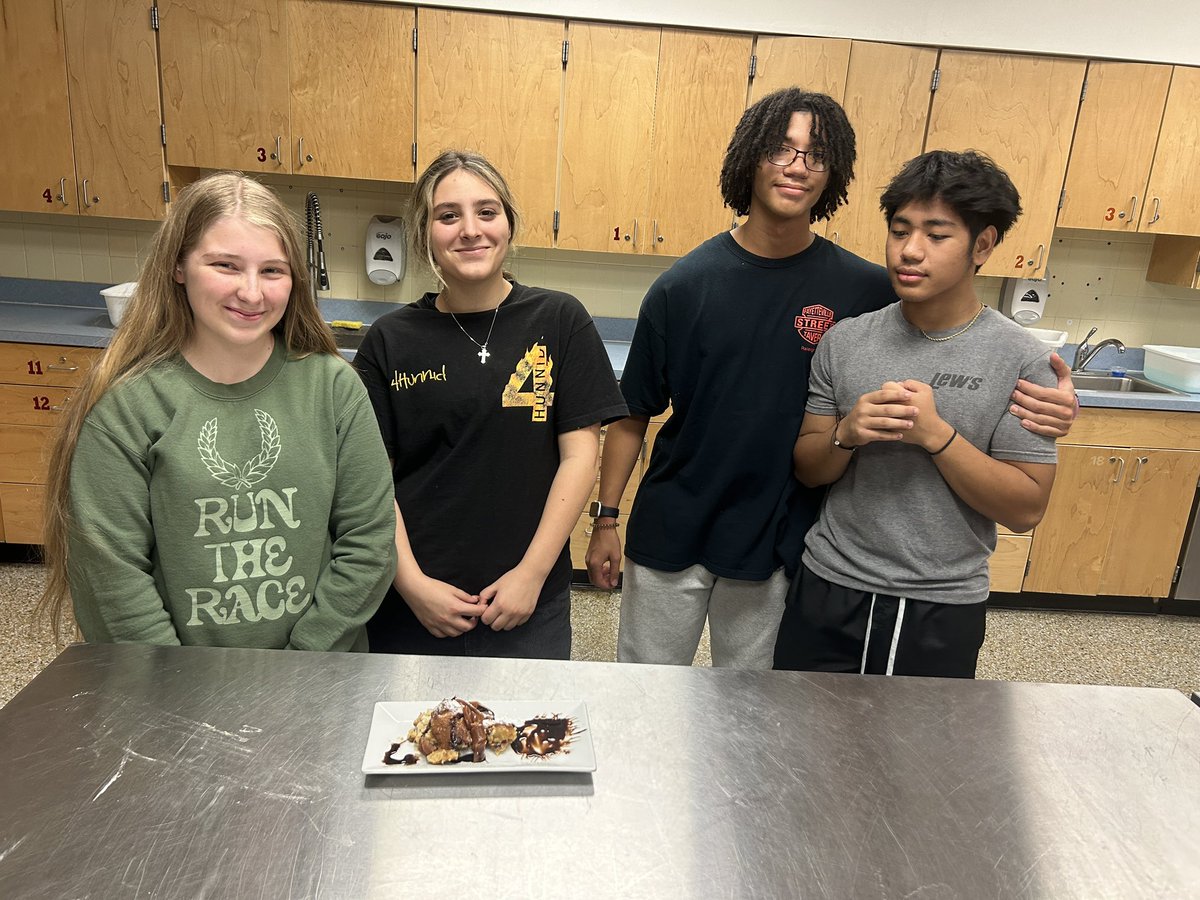 Huge job perk - judging the amazing creations by our catering students - today’s chopped challenge involved students making their own caramel and then creating a recipe with it. Results were delectable <a href="/J_RileyEdwards/">Jennifer Riley-Edwards</a> #chiefkhspride #ebaproud