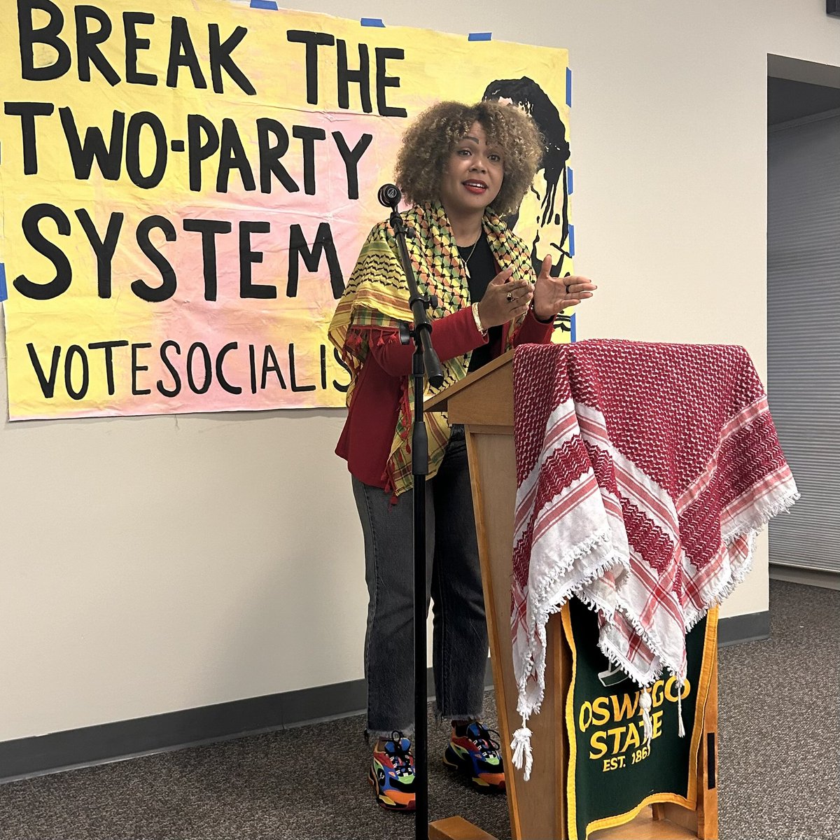 “Socialism is not even radical. It just seems radical because we’ve lived in a society that normalizes misery.

It’s not radical to believe that humanity deserves housing, a full plate of food, healthcare and recreation.”

— Socialist presidential candidate Claudia De la Cruz