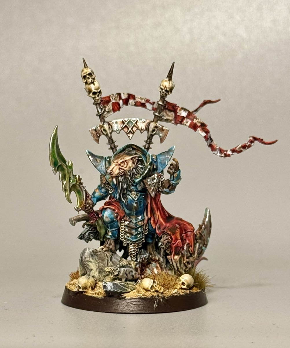 groje's tweet photo. Here is Krittok Foulblade, feared Warmaster of Clan Verminous 

#warhammer #WarhammerCommunity #paintingwarhammer #ageofsigmar #skaven https://t.co/6jSHm2KWAx