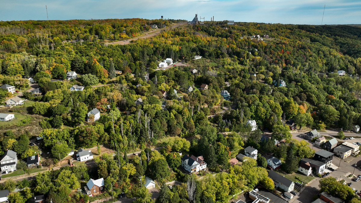 Visit_Keweenaw's tweet image. 🍁 Fall Color Update: Patience is paying off - autumn change working its way north! Great weather for some fall exploration along the Canal boardwalks or a Portage paddle!

📸 October 2, 2024 | #PureMichigan #FallFilter