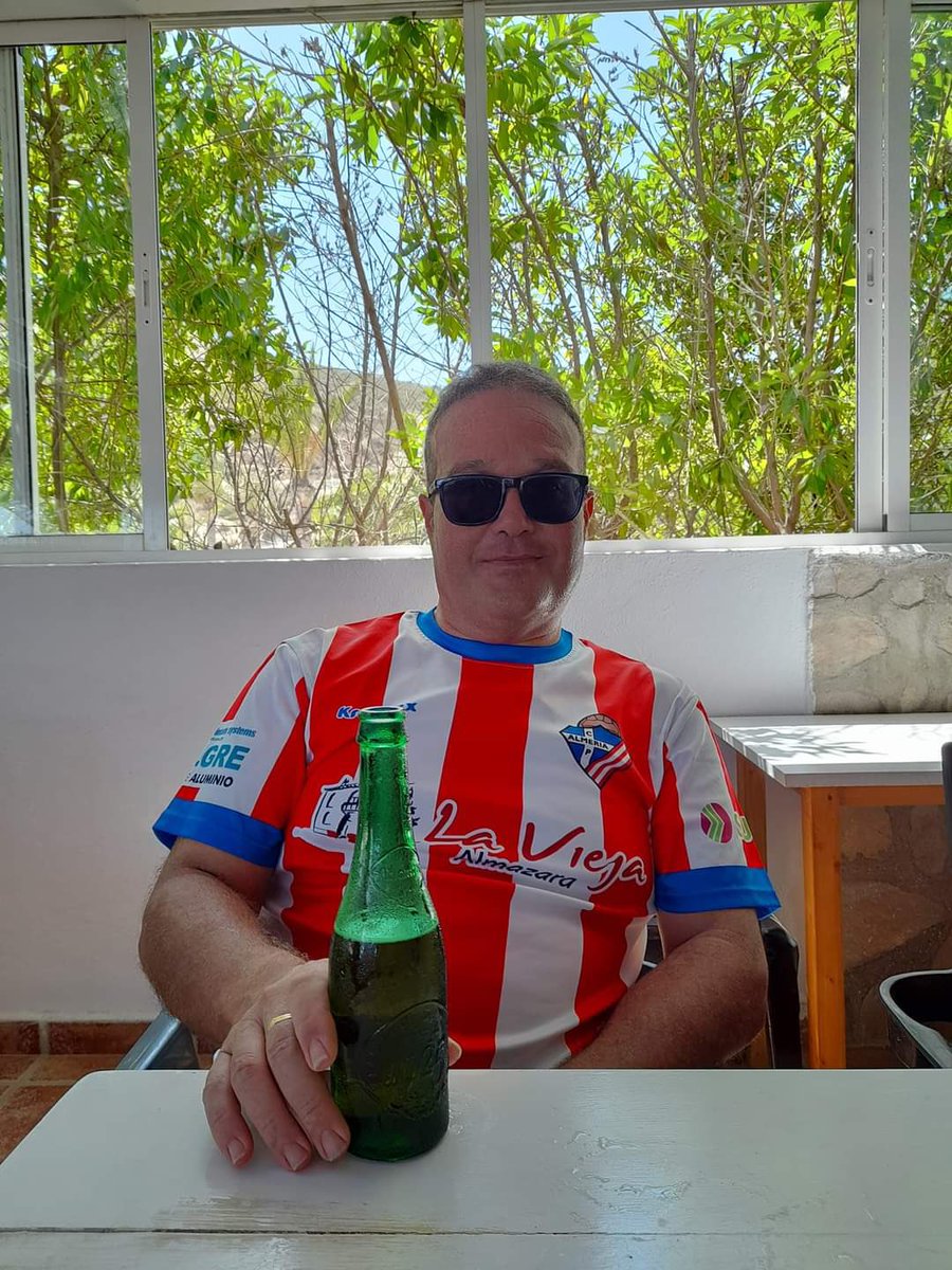 😞 Hoy no es buen día. Nos llega la mala noticia del repentino fallecimiento de Bauti, abonado y gran seguidor del Poli desde siempre.

Un fuerte abrazo a su familia y amigo, en estos dolorosos momentos. Descansa en paz, amigo.