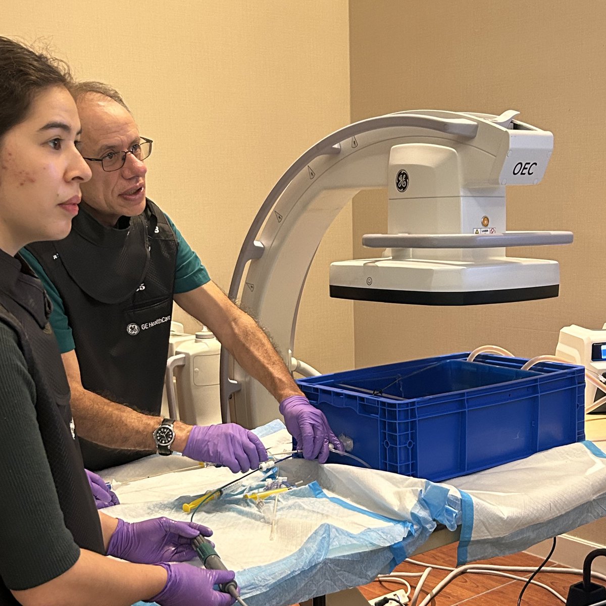JoeW003's tweet image. Great to see the @ArgonMedical 🦂 ScorpionX &amp;amp; Scorpion in action at the @Portal360Mtg 🐷liver &amp;amp; 🧊 TIPS hands on workshop. Thanks @arslanmd @JafarGolzarian @Saad_VIR &amp;amp; the faculty for putting together an amazing meeting. @gbehrens1 @JacobCynamon @tarheeldylan #ArgonTIPS