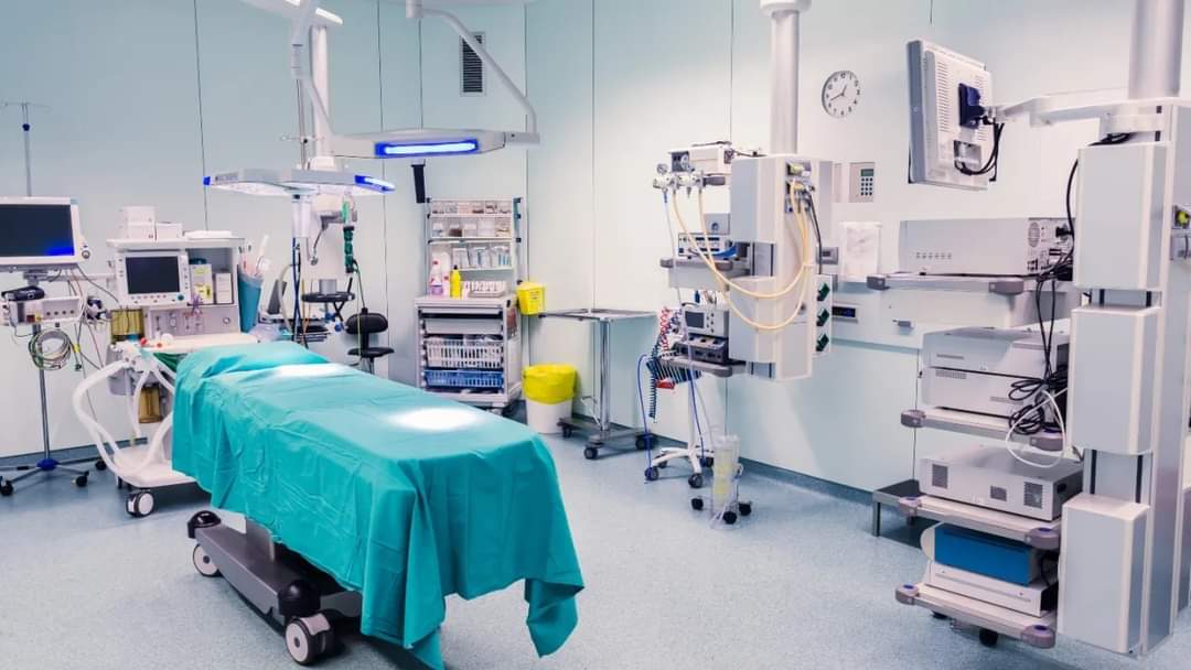 Zweli_Thixo's tweet image. This is not a Konka/PianoHub. 
This is Tzaneen Healthcare Hub.

Visionary leaders uplift lives. After two years of construction, on 01 October 2024, the massive Tzaneen Healthcare Hub opened its doors. Access to quality medical services in Limpopo is a nightmare, especially for