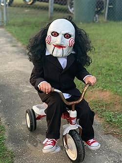 TheRealThelmaJ1's tweet photo. My little granddaughter is going as Laura Loomer this year https://t.co/5ZfvTLJarC